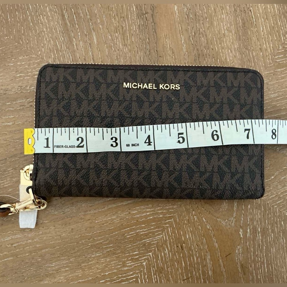Michael Kors wallet - Picture 6 of 7